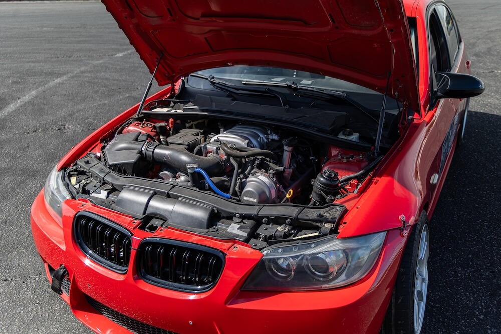 BMW E90 - ДВИГАТЕЛЬ